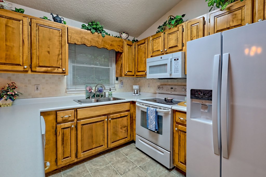 415879 Hiawassee Residential