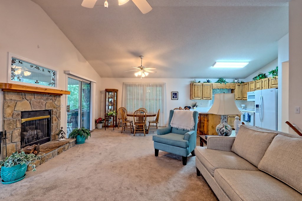 415879 Hiawassee Residential