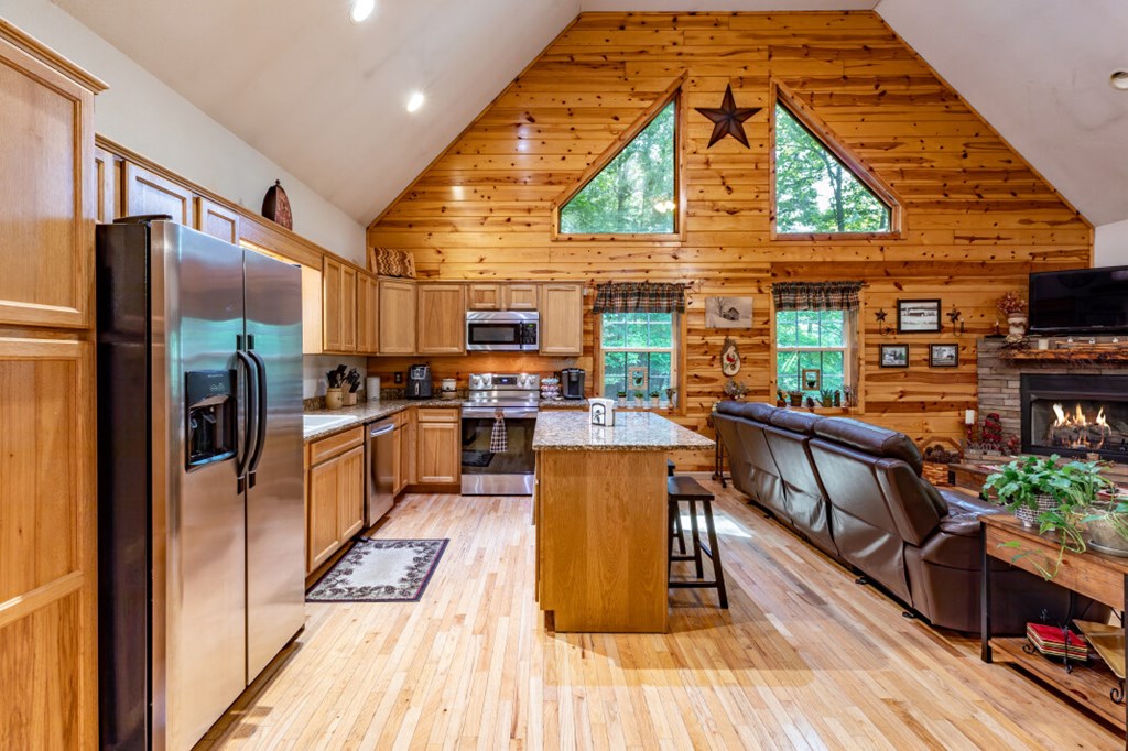 415882 Blairsville Residential