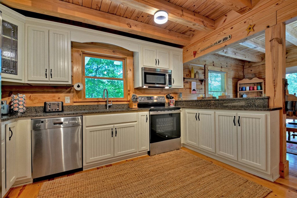 415896 Morganton Residential