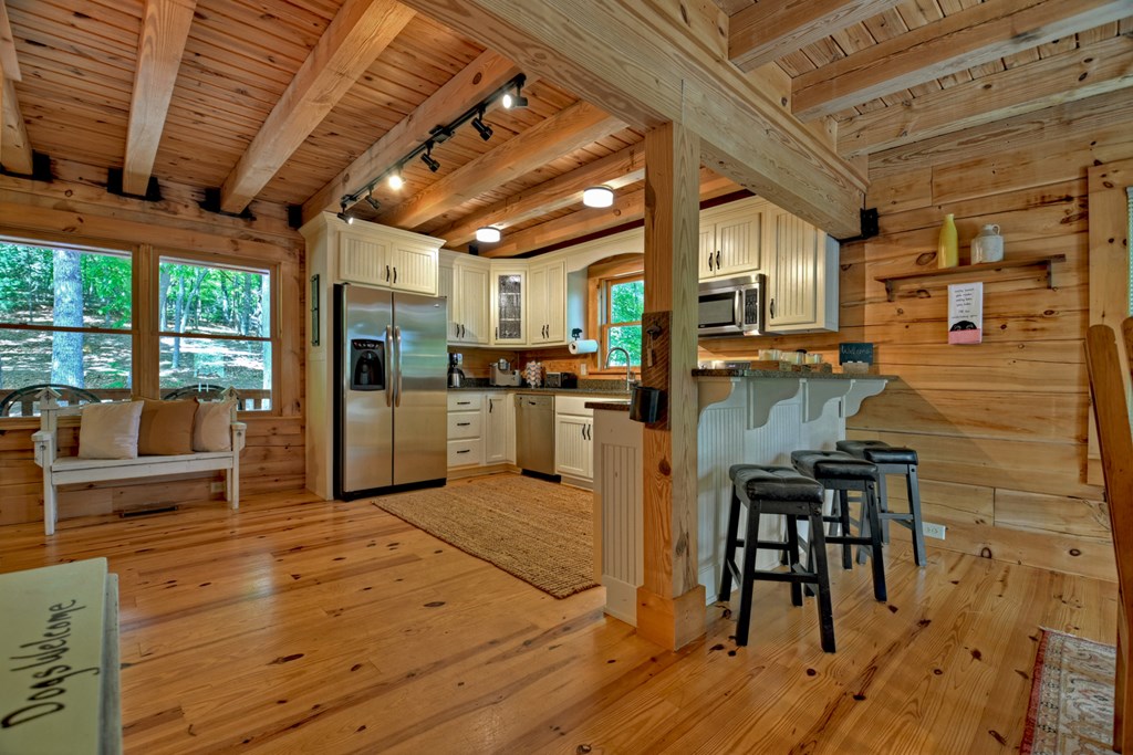 415896 Morganton Residential