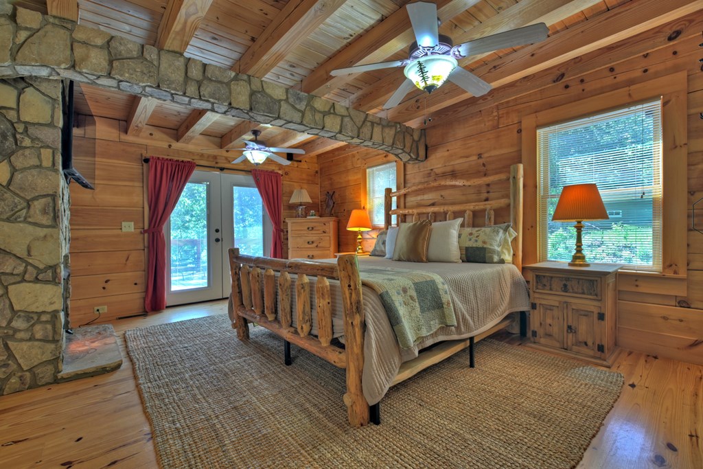 415896 Morganton Residential