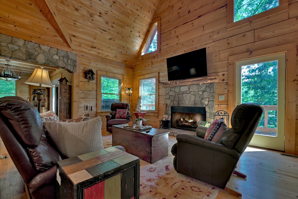 415896 Morganton Residential