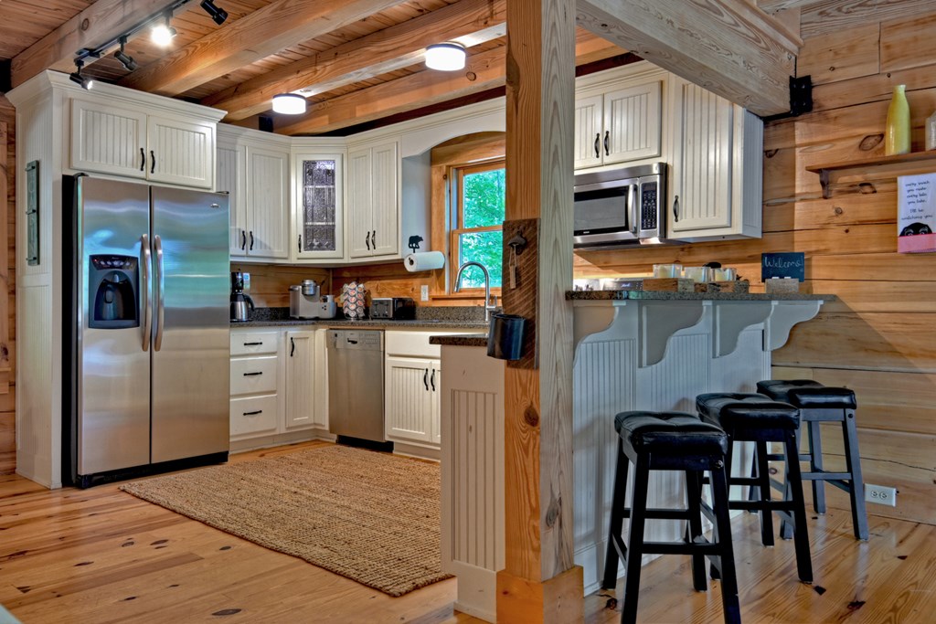 415896 Morganton Residential