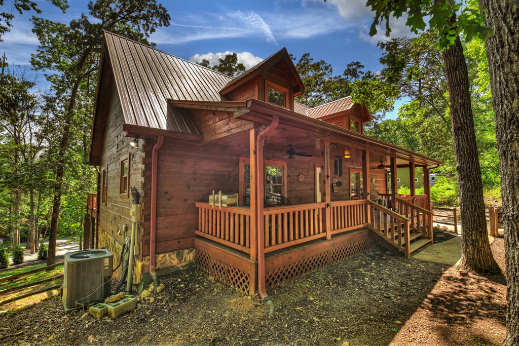 415896 Morganton Residential