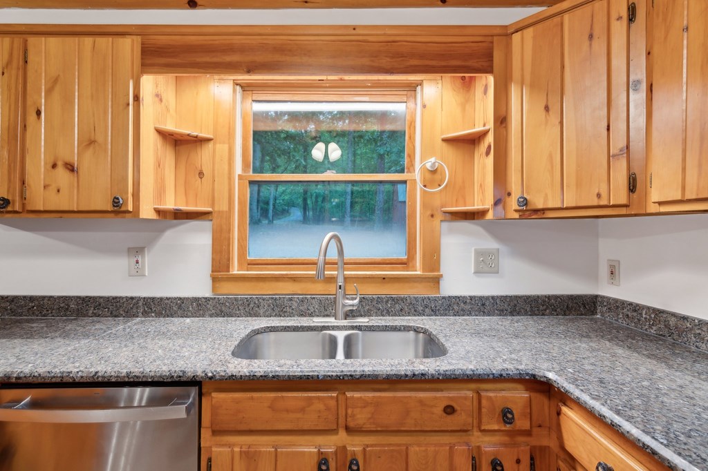 415898 Morganton Residential