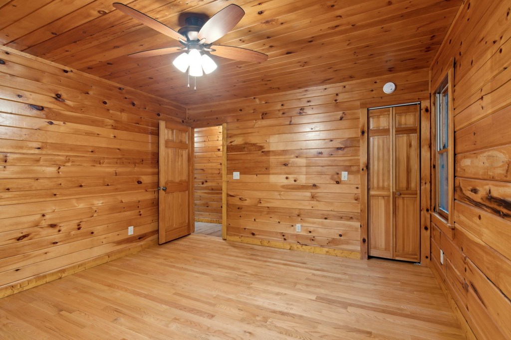 415898 Morganton Residential