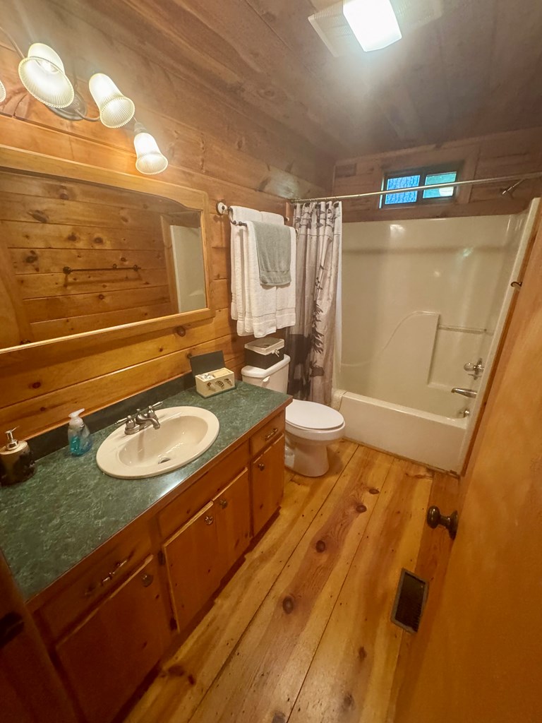 415900 Blue Ridge Residential