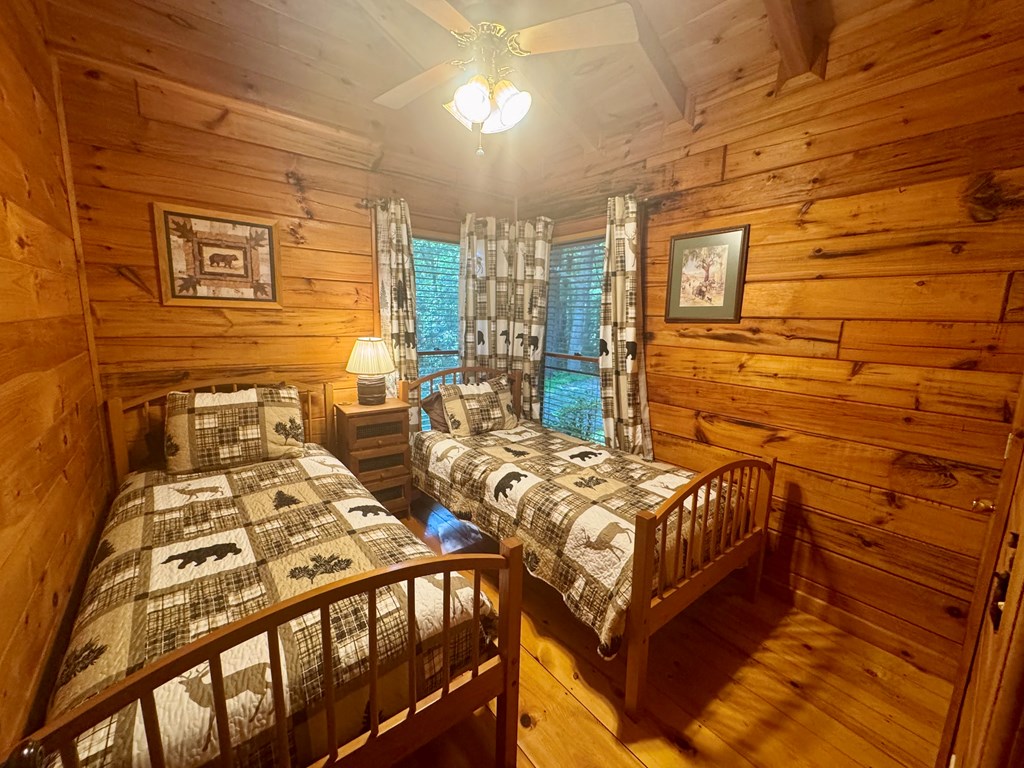 415900 Blue Ridge Residential