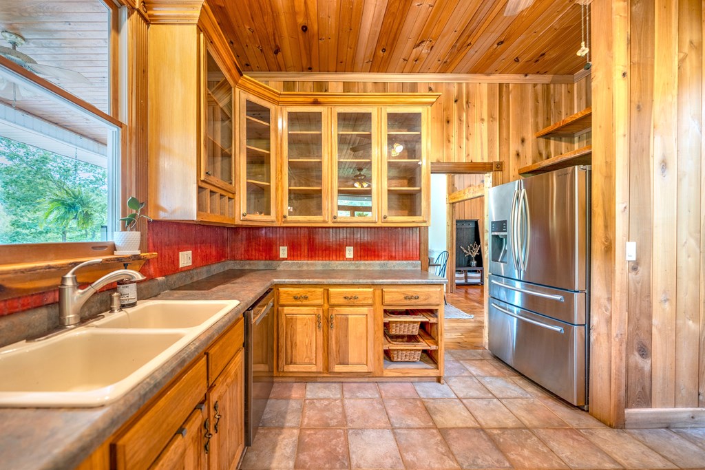 415901 Murphy Residential