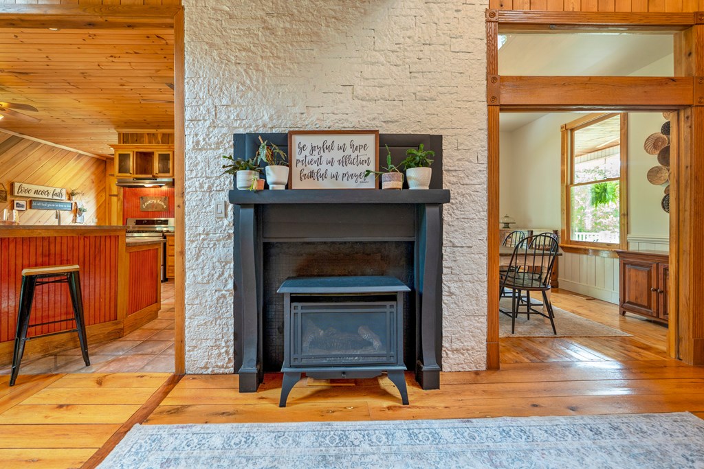 415901 Murphy Residential