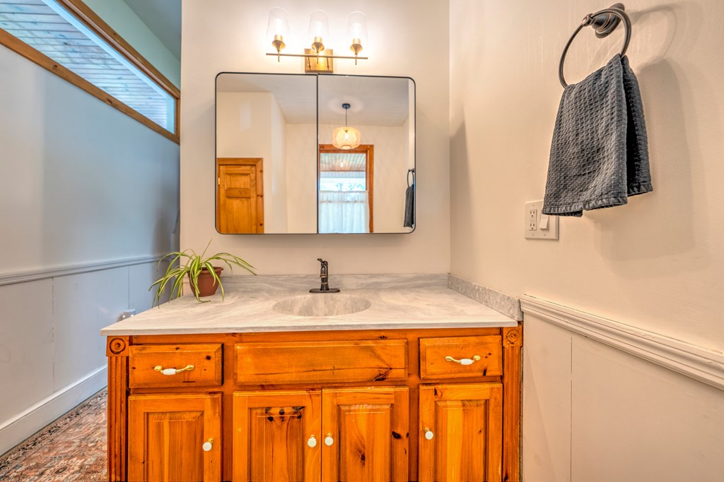 415901 Murphy Residential