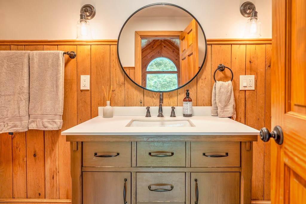 415901 Murphy Residential