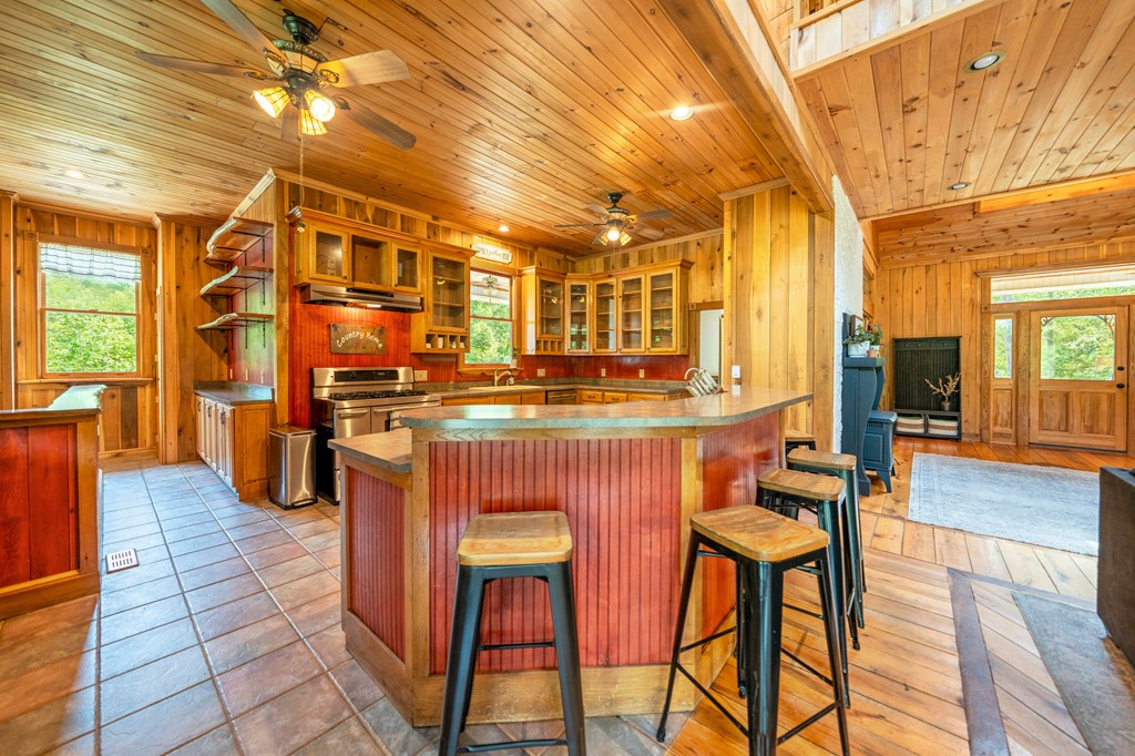 415901 Murphy Residential