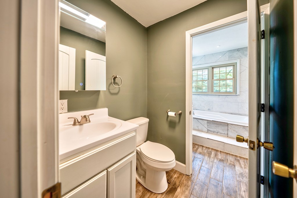 415902 Murphy Residential
