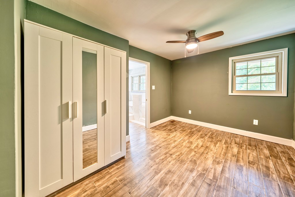 415902 Murphy Residential