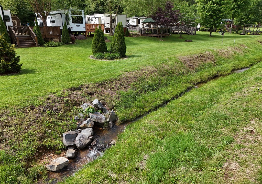 415908 Blairsville Residential