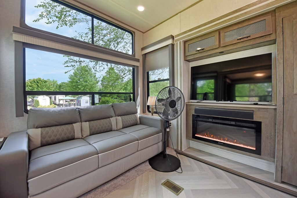 415908 Blairsville Residential