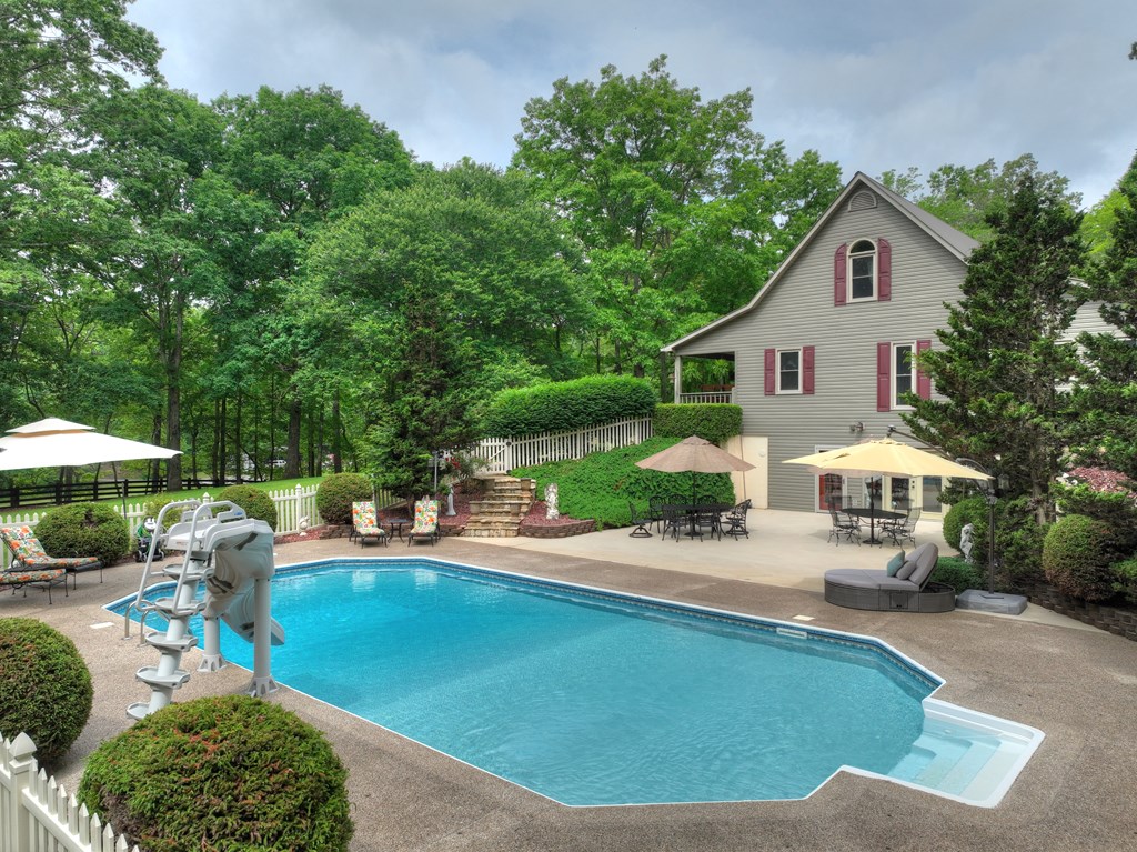 415919 Blue Ridge Residential