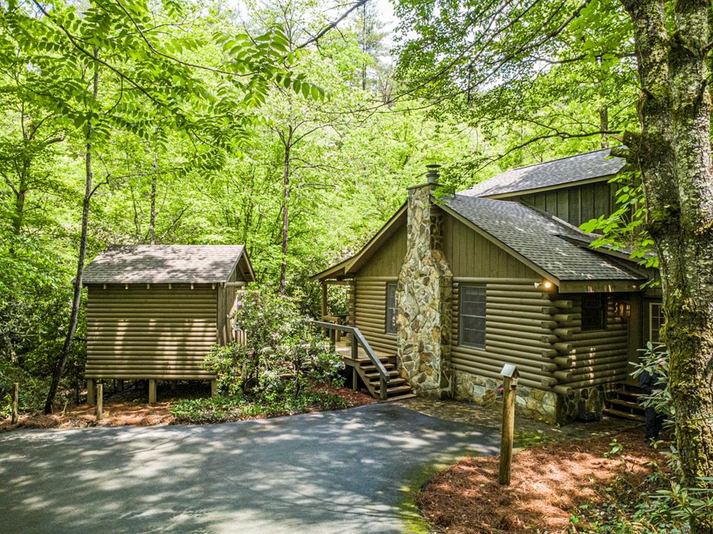 415923 Mineral Bluff Residential