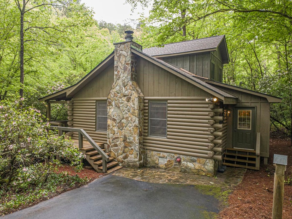 415923 Mineral Bluff Residential