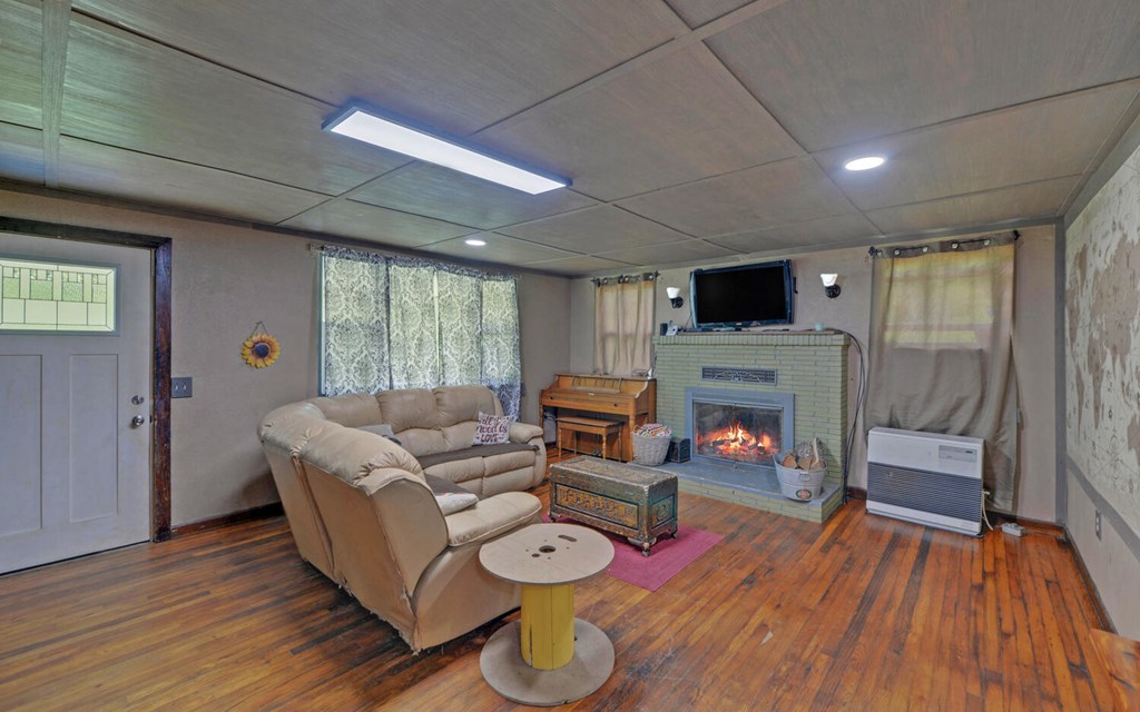 415928 Marble Residential
