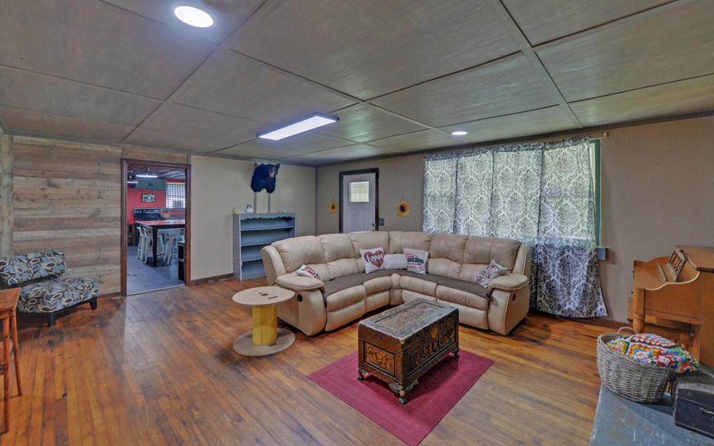 415928 Marble Residential