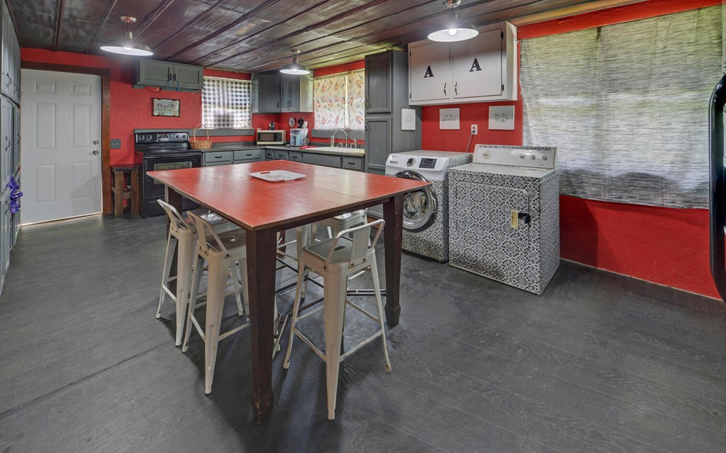 415928 Marble Residential