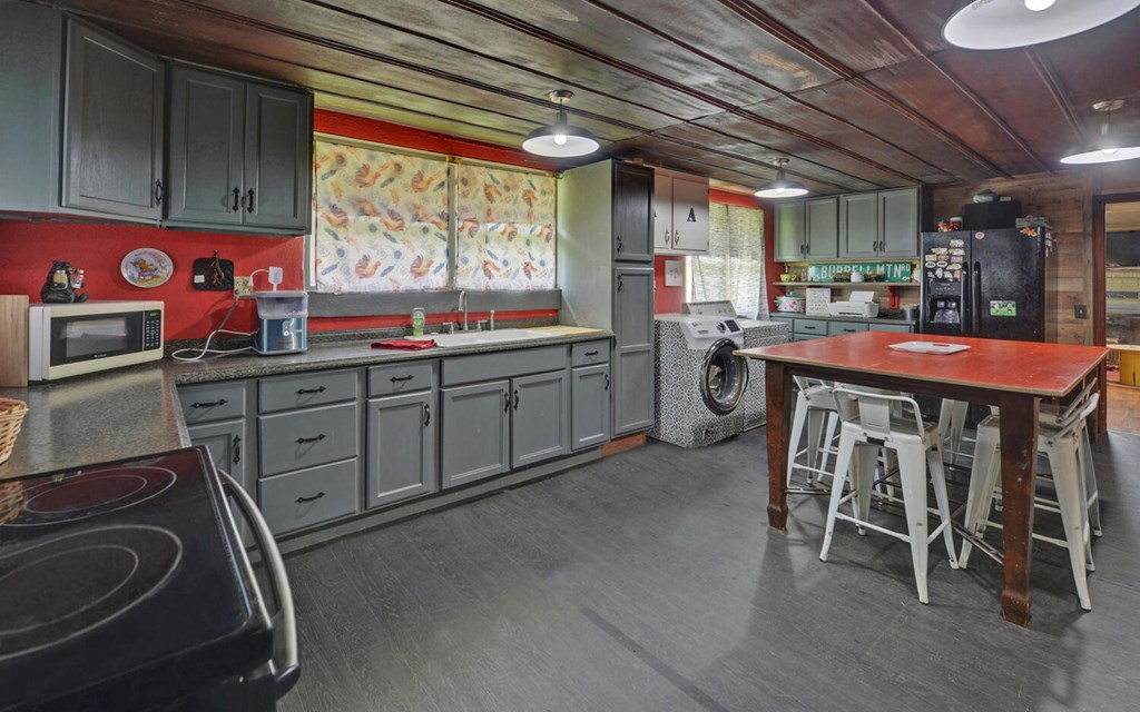 415928 Marble Residential