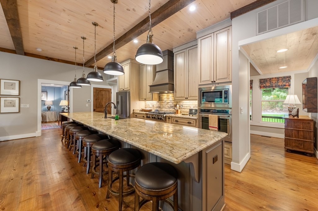 415935 Mineral Bluff Residential