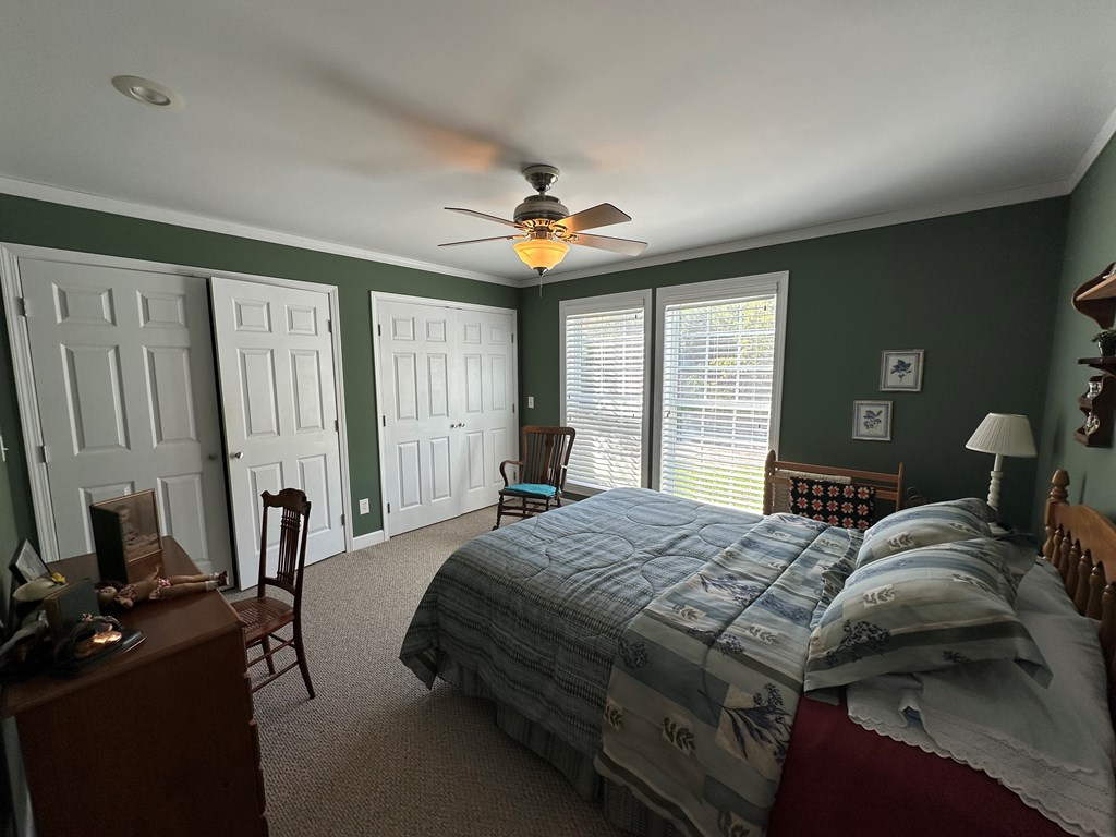 415936 Blue Ridge Residential
