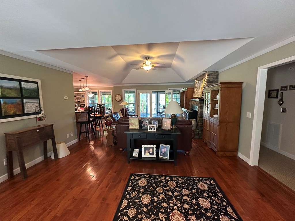 415936 Blue Ridge Residential
