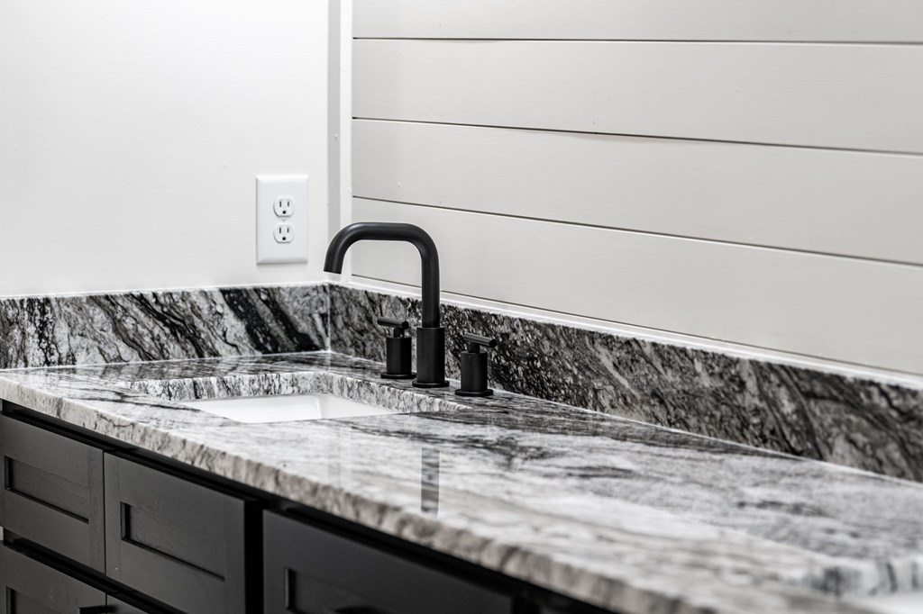 415939 Morganton Residential