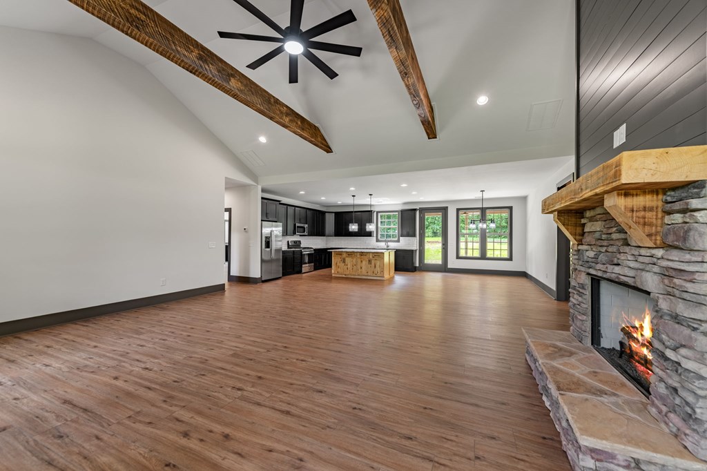 415939 Morganton Residential