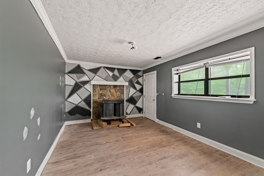 415943 Blue Ridge Residential