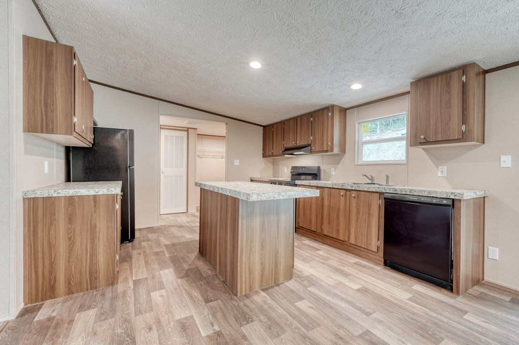 415947 Blairsville Residential