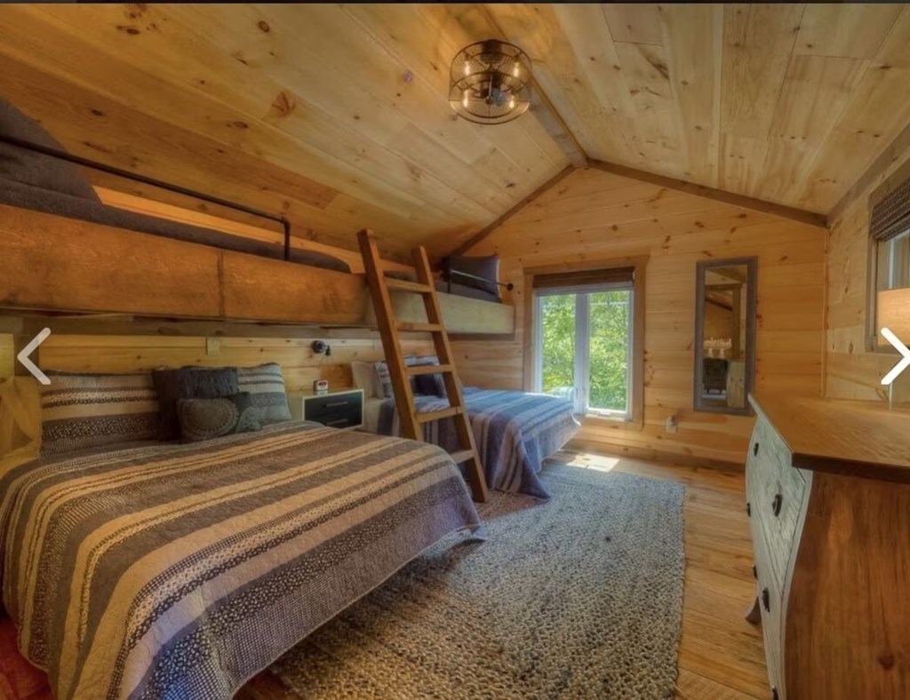 415948 Blue Ridge Residential