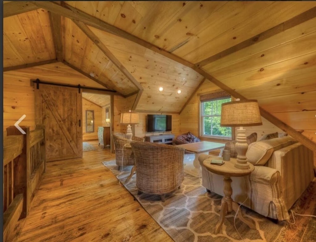 415948 Blue Ridge Residential