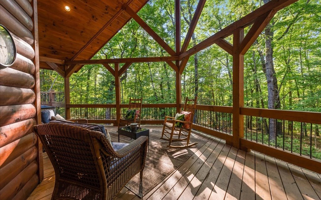415949 Blue Ridge Residential