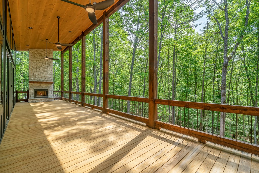 415951 Morganton Residential