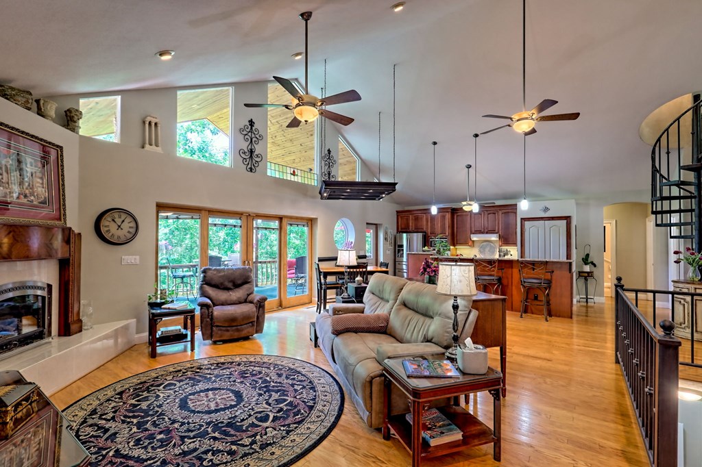 415954 Blairsville Residential