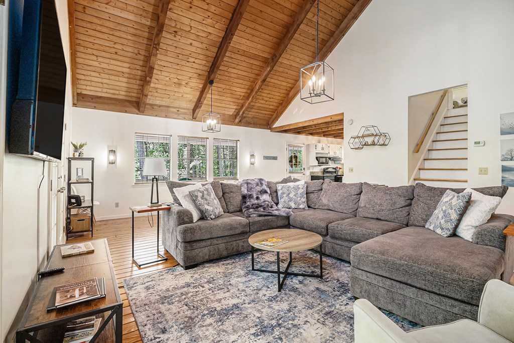 415957 Cleveland Residential