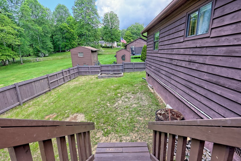 415960 Murphy Residential