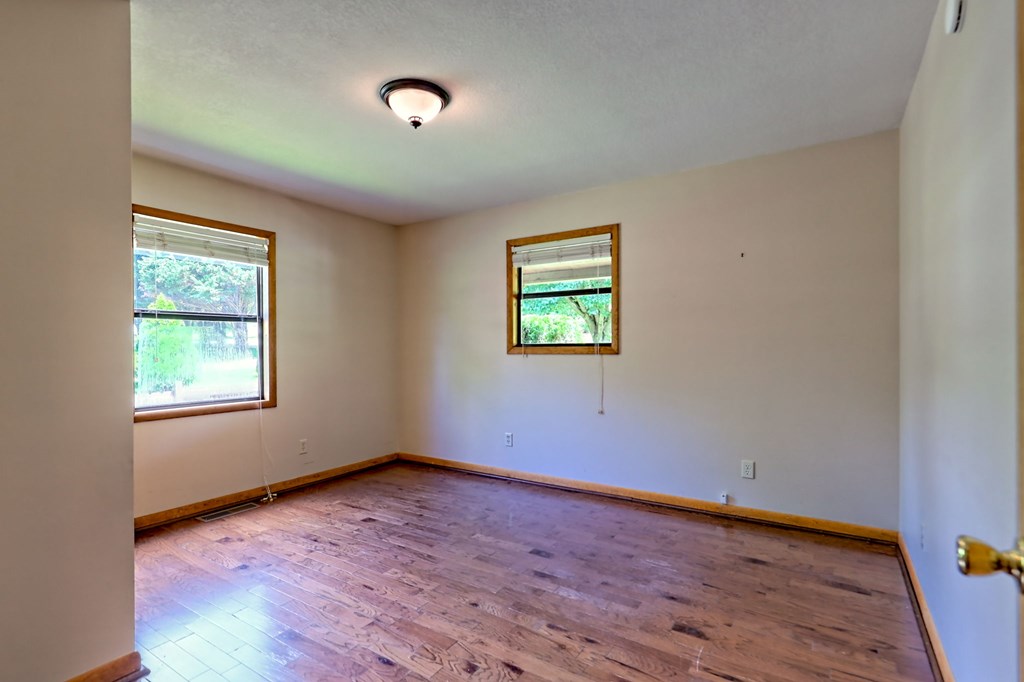415960 Murphy Residential