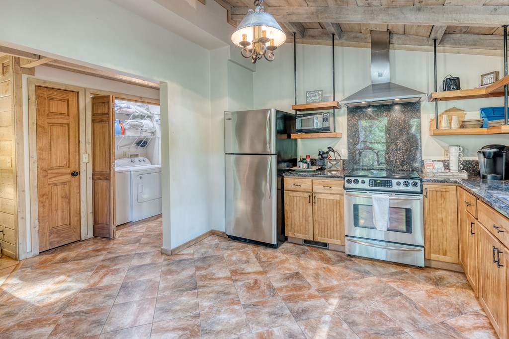 415961 Blue Ridge Residential
