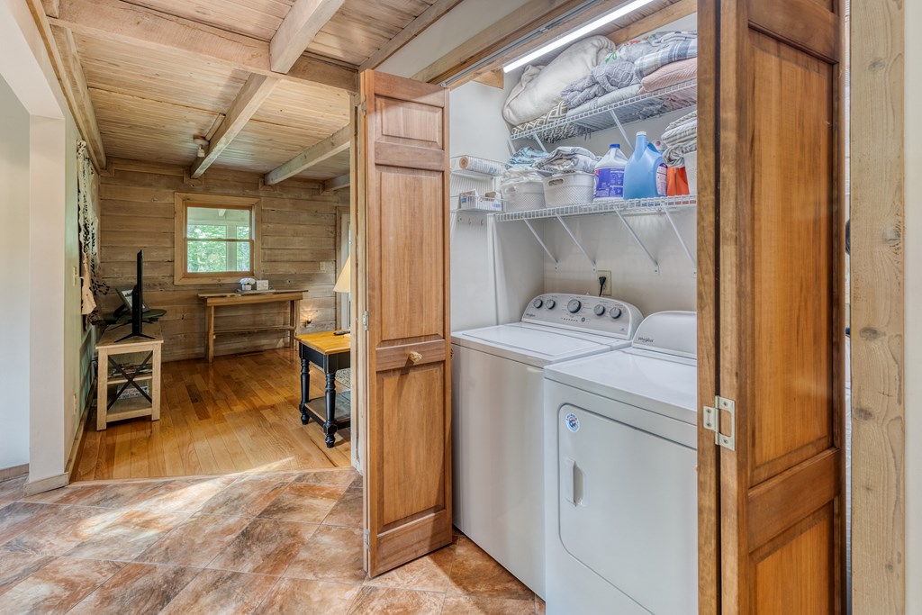415961 Blue Ridge Residential