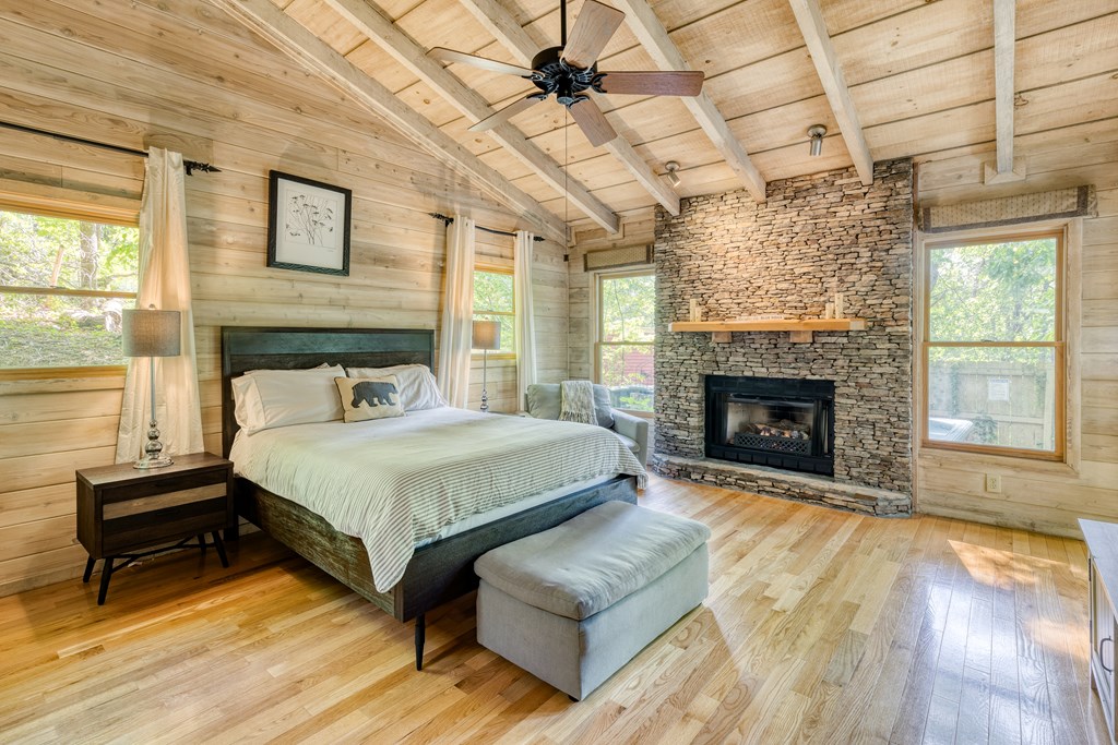 415961 Blue Ridge Residential