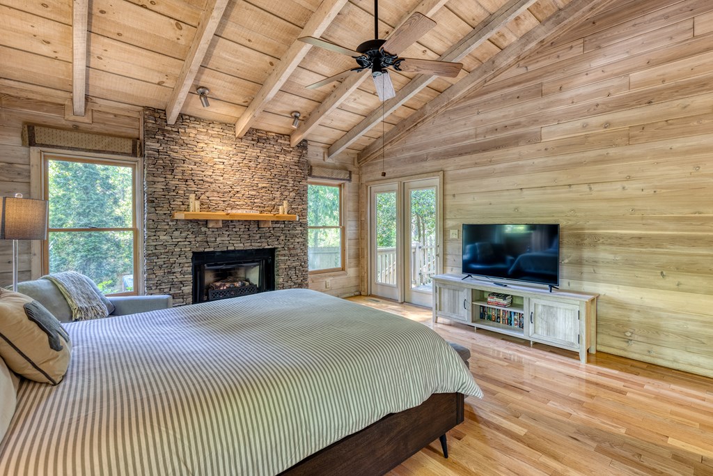 415961 Blue Ridge Residential