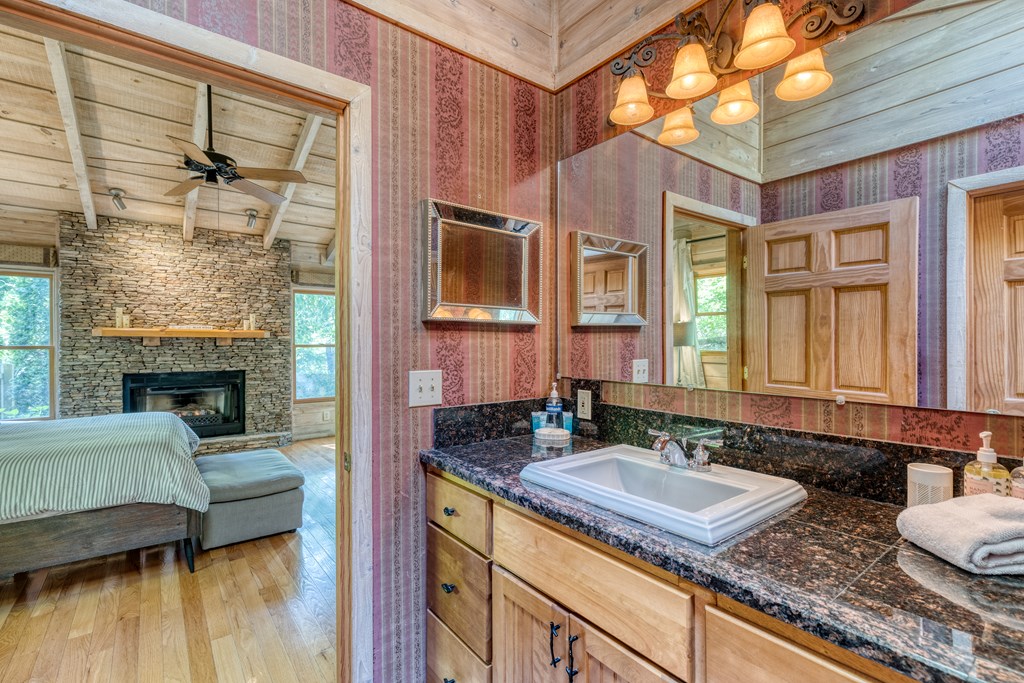 415961 Blue Ridge Residential