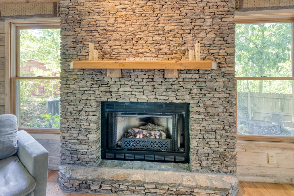 415961 Blue Ridge Residential